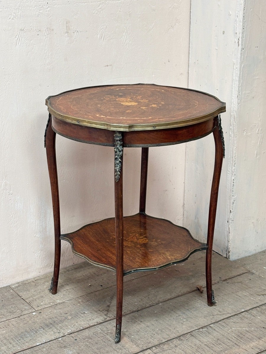 Inlayed table