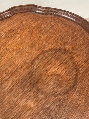 Oval top occasional table