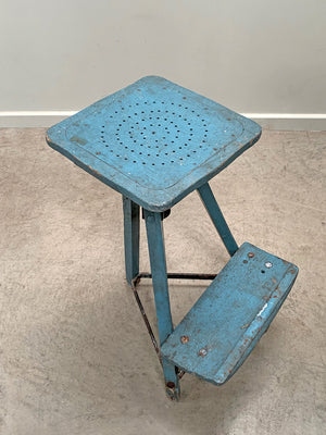 Sculptor's stand