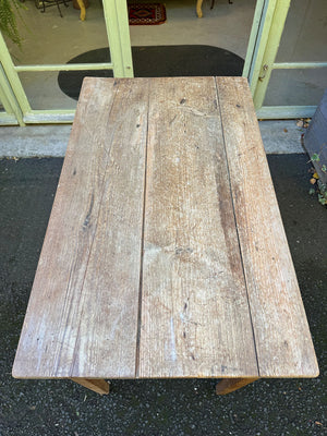 Simple pine desk