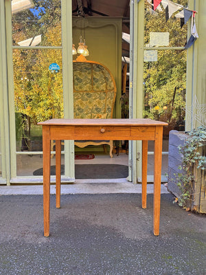 Simple pine desk
