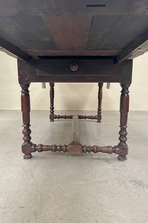 1880's extending table
