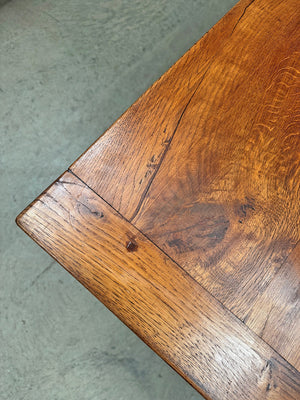 Farmhouse table