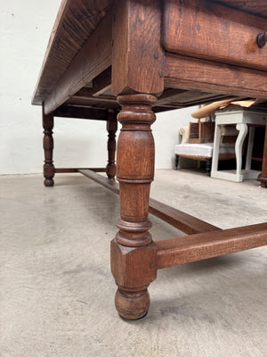 Farmhouse table