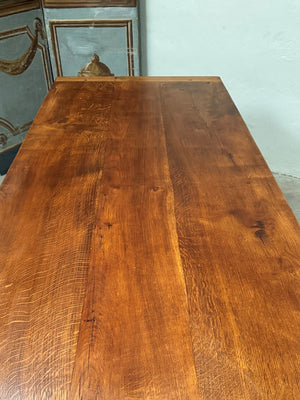 Farmhouse table