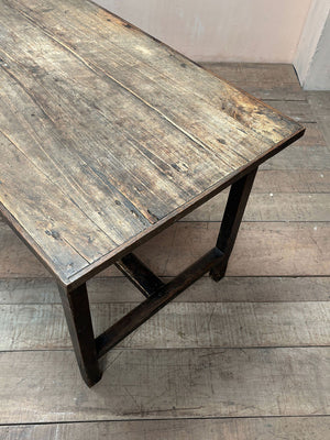 Farmhouse table