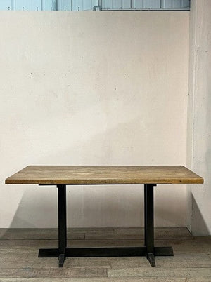 Oak veneered table
