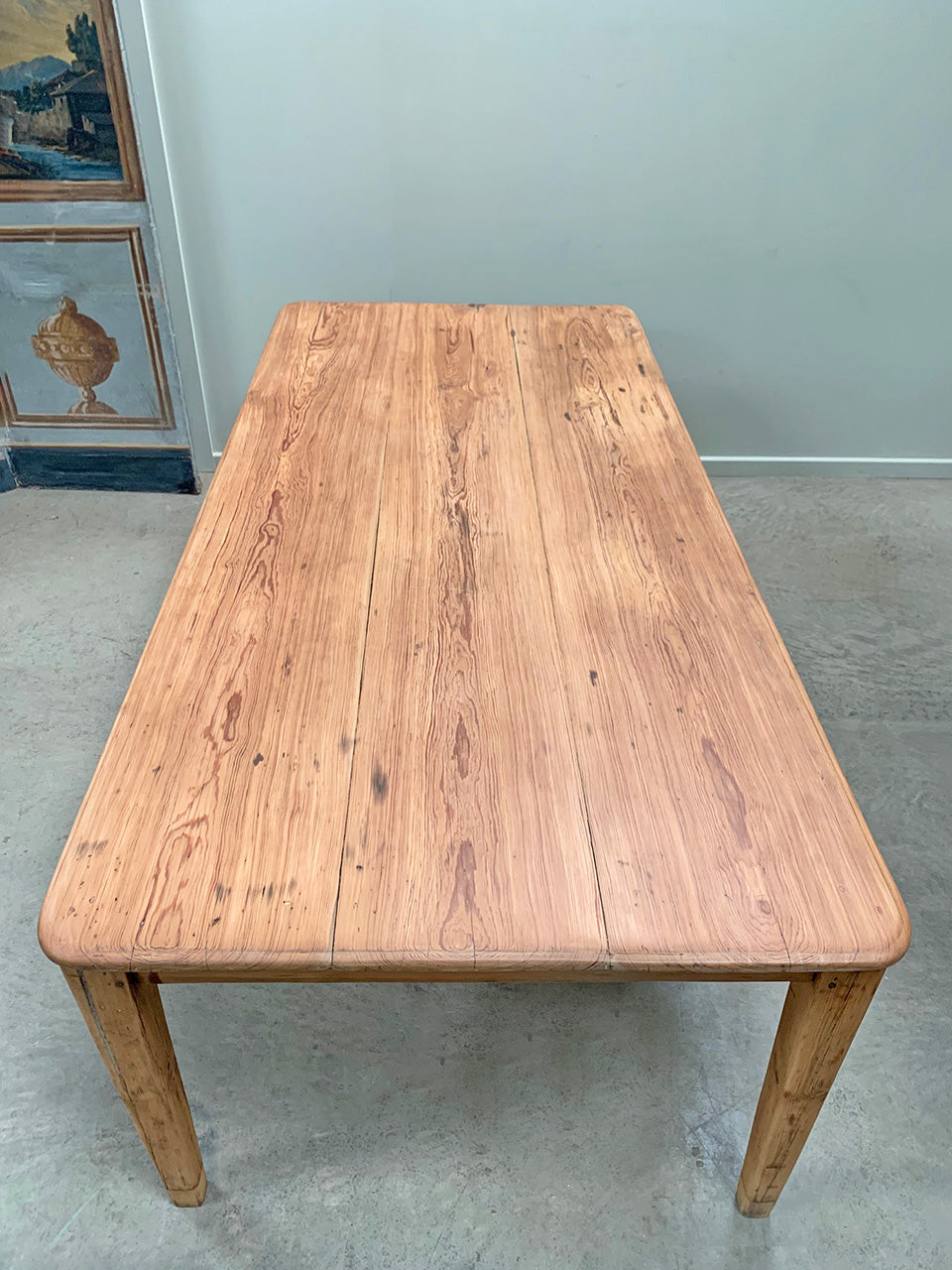 Pitch pine table