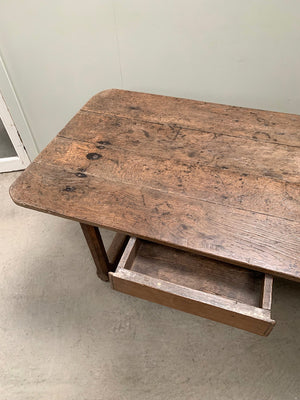 Early 1800s oak dining table (Reserved)