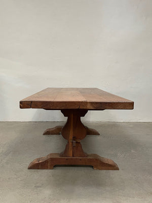 Refectory dining table with stretcher