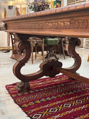 Spanish table