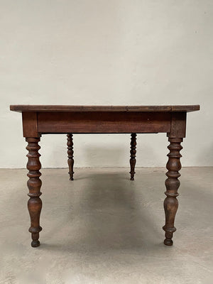 Table with turned legs