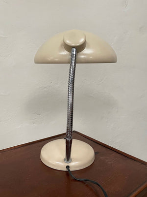 Gooseneck table or desk lamp