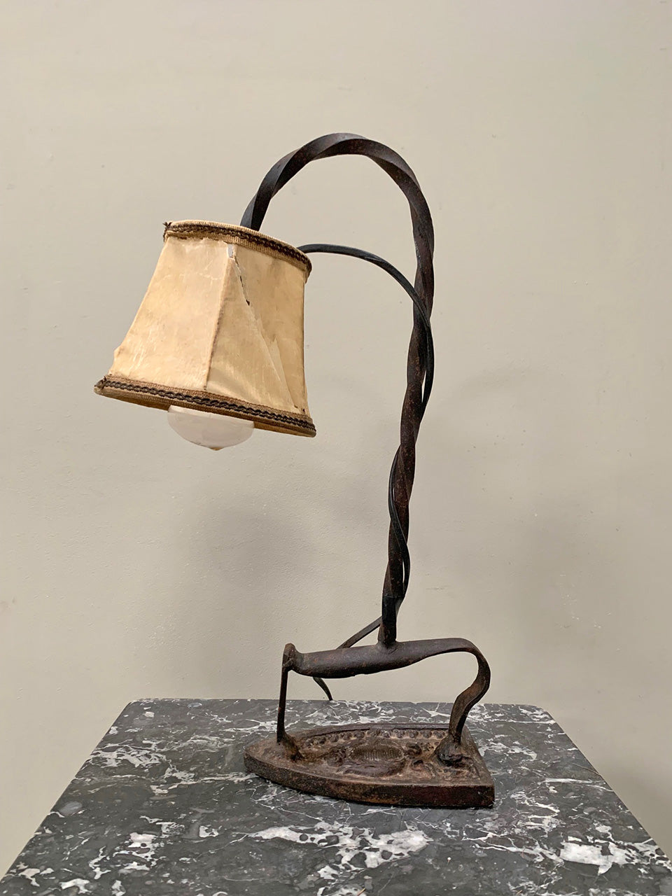Laundry iron table lamp