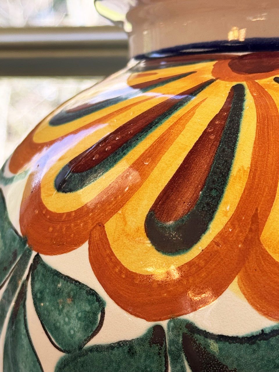 Large ceramic table lamp