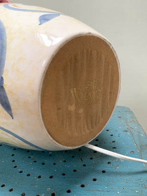 Ceramic table lamp base