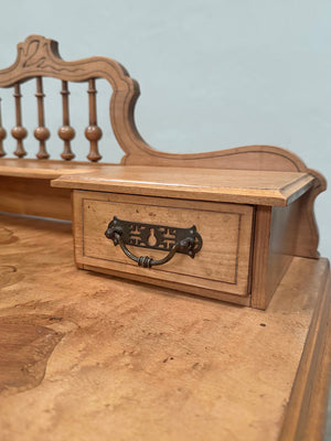 Art Nouveau dressing table