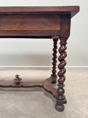Barley twist table