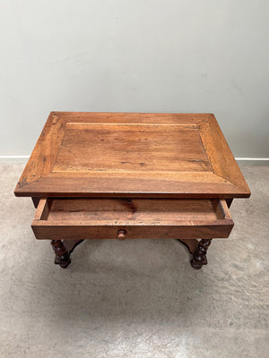 Barley twist table