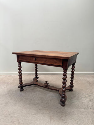 Barley twist table