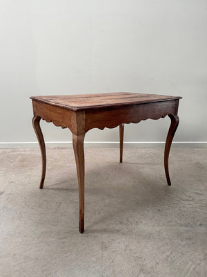 Cabriole leg desk