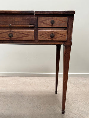 Dressing table with compartments