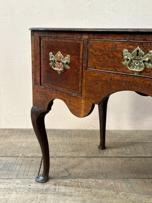 Georgian lowboy