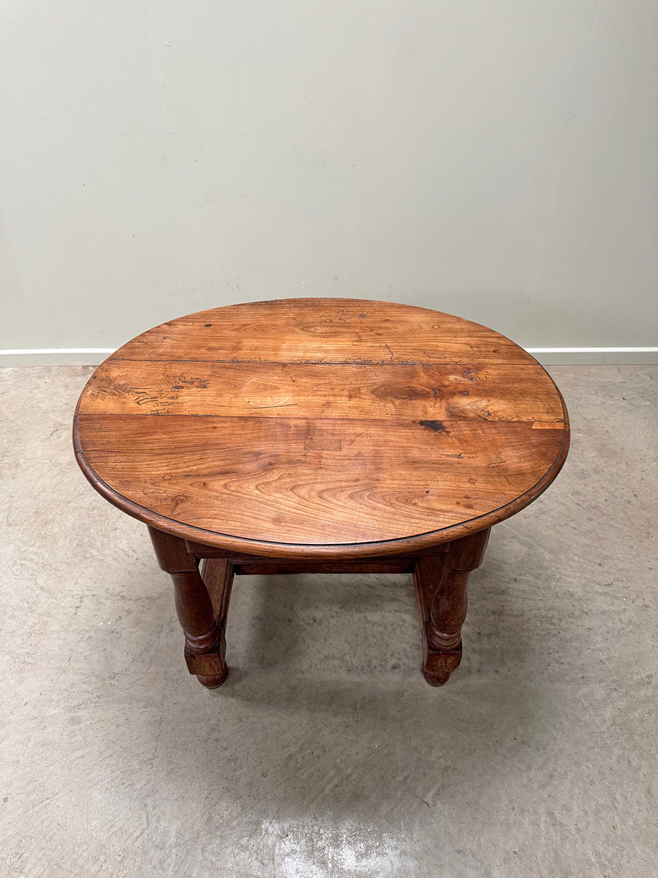 Oval walnut table