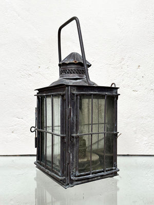 Railway lantern (Reserved)