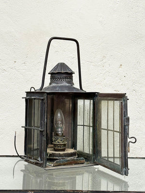 Railway lantern (Reserved)