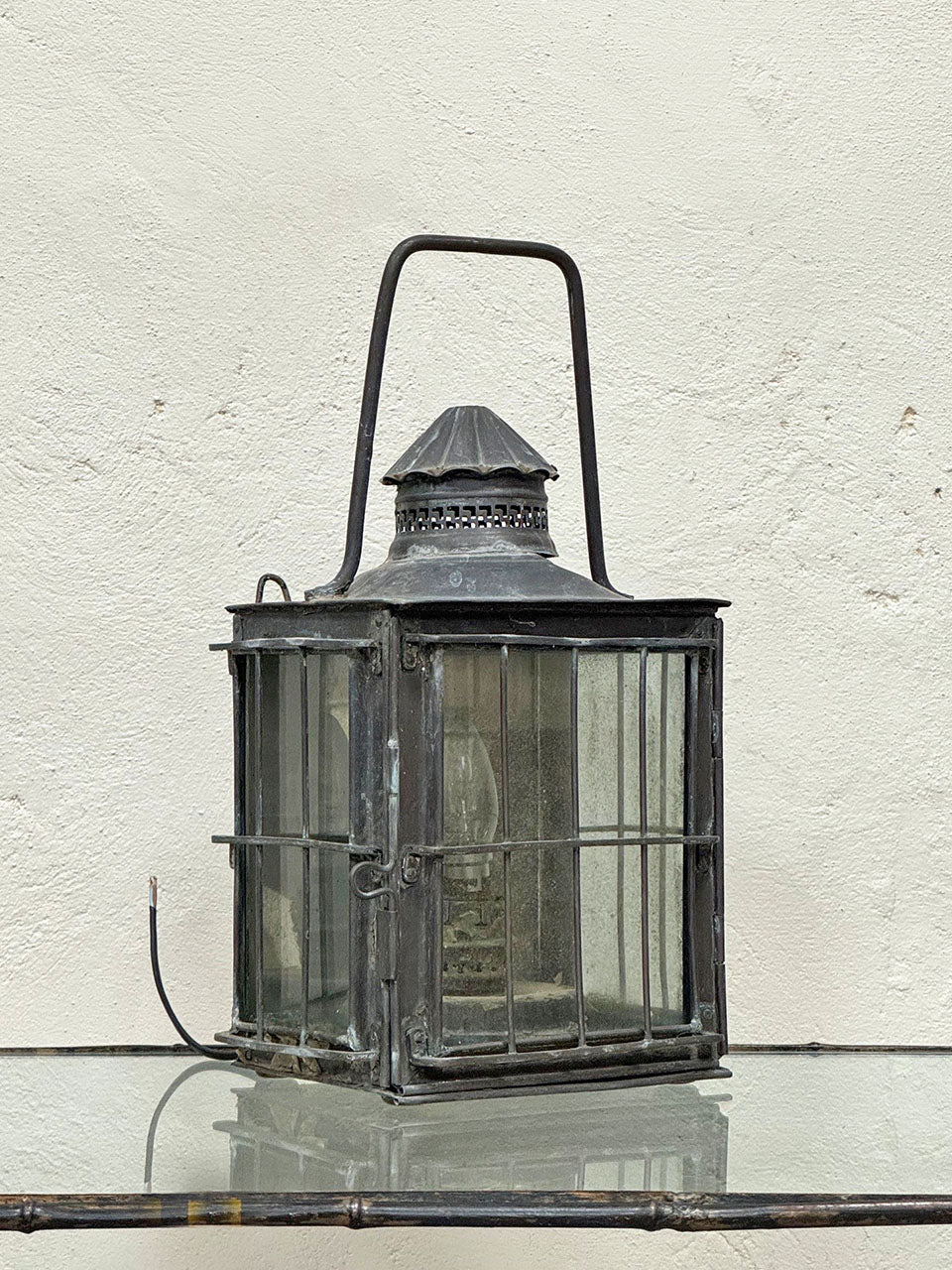 Railway lantern (Reserved)