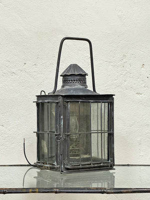 Railway lantern (Reserved)