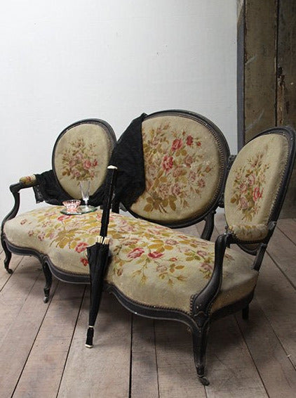 Medallion back sofa (as is)