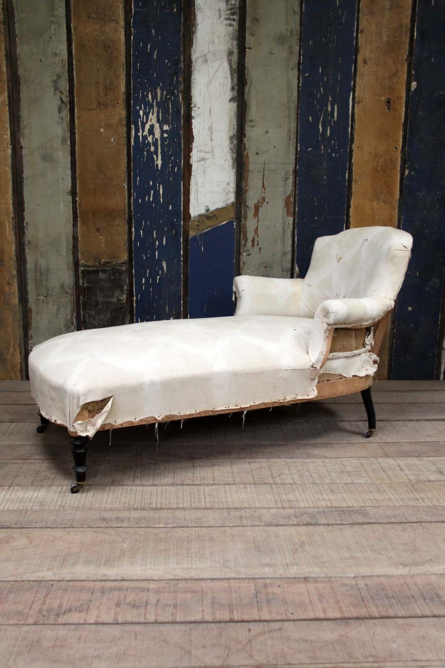 Napoleon III chaise longue (restored & re-upholstered)