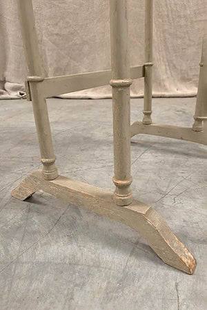 Set of 2 former nesting tables