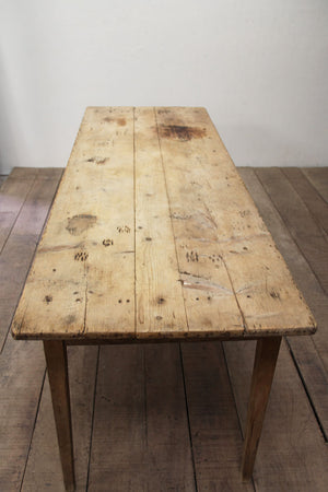 Pine top table